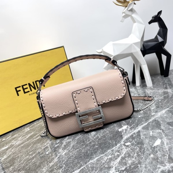Fendi(Baguette)