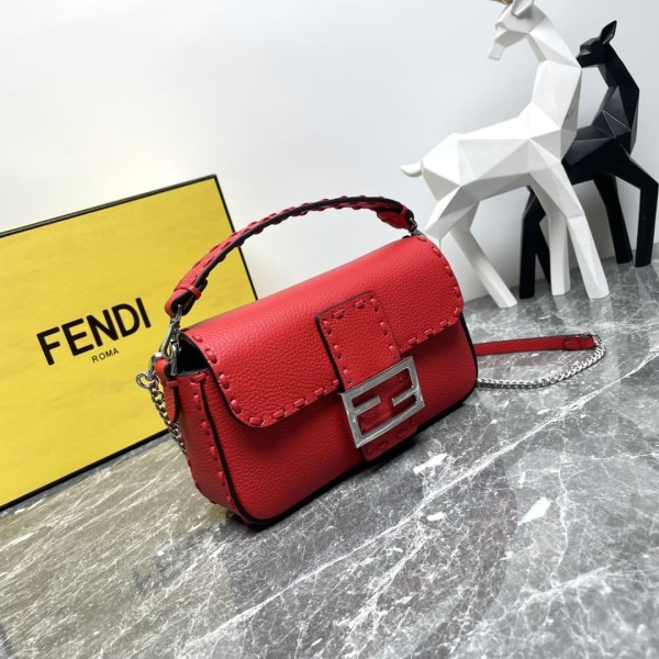 Fendi(Baguette)
