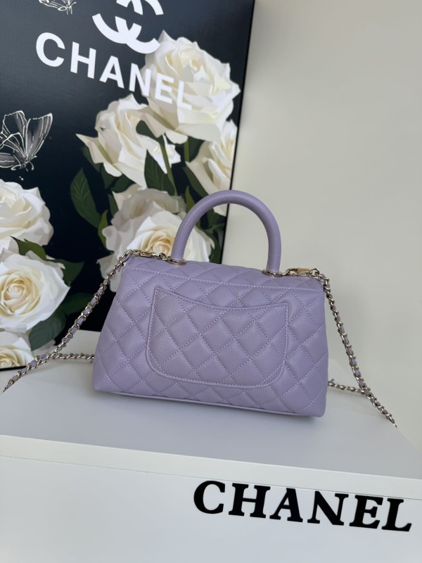 Chanel(handle)