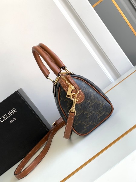 Celine(TRIOMPHE)