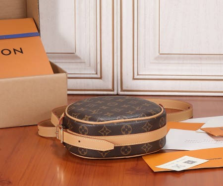Louis Vuitton(Boîte Chapeau Souple)