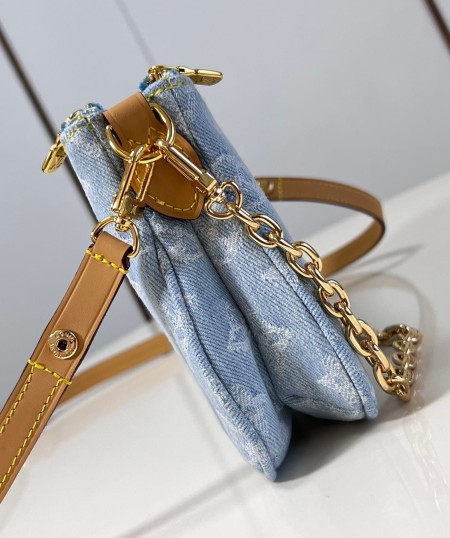 Louis Vuitton(Liv Pochette)