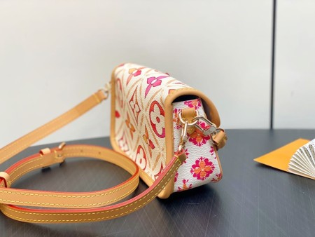 Louis Vuitton(Nano Diane)