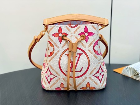 Louis Vuitton(Neonoe BB)