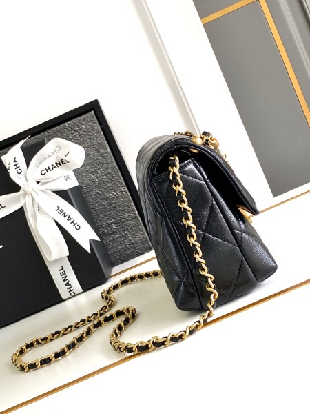 Chanel(CF)