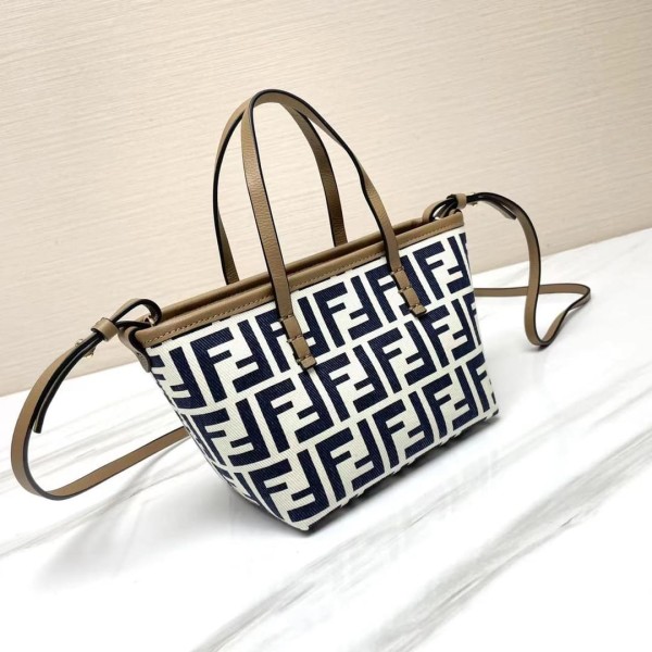 Fendi(Rollv)