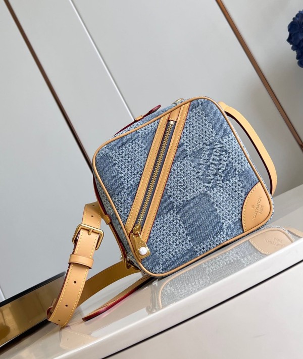 Louis Vuitton(Chess)