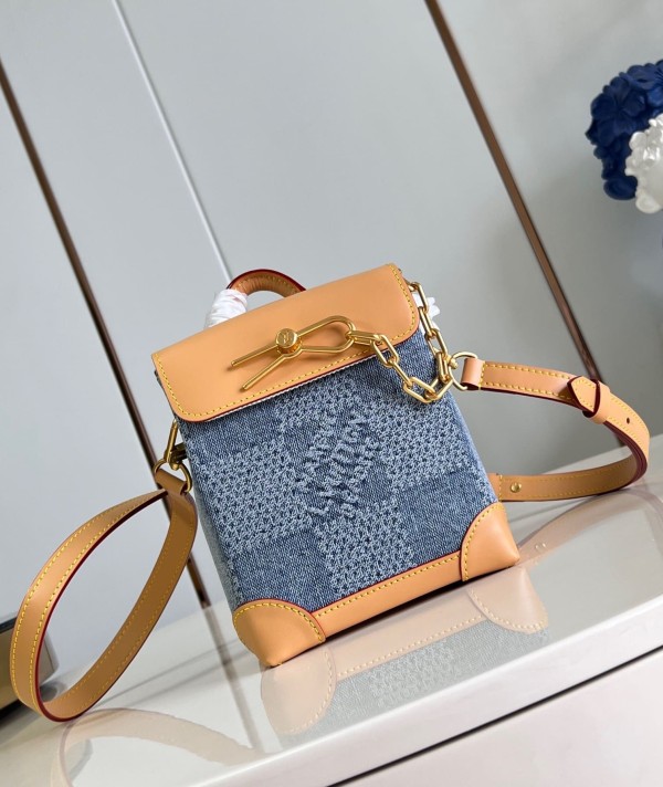 Louis Vuitton(Nano Steamer)