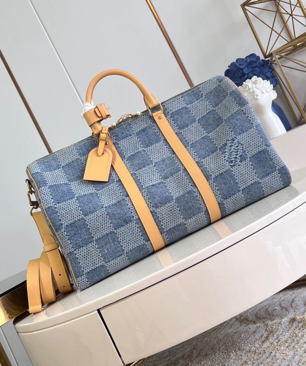 Louis Vuitton( Keepall Bandoulière 50)