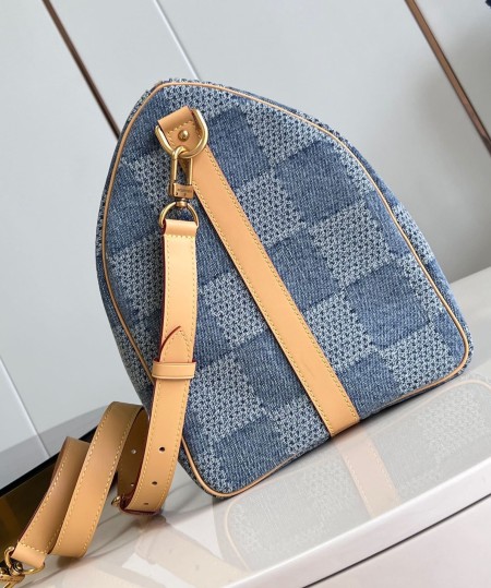 Louis Vuitton( Keepall Bandoulière 50)