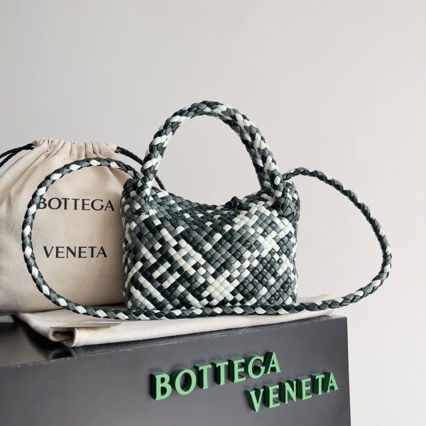 Bottega Veneta(TOSCA)