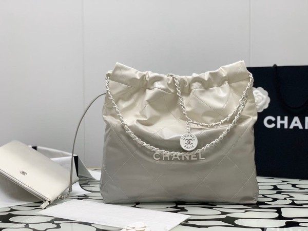 Chanel(22 bag)