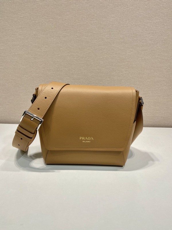 Prada(2VD069)