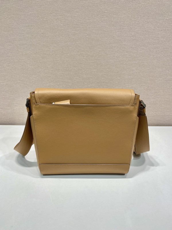 Prada(2VD069)