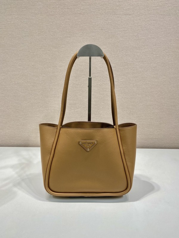 Prada(1BG539)