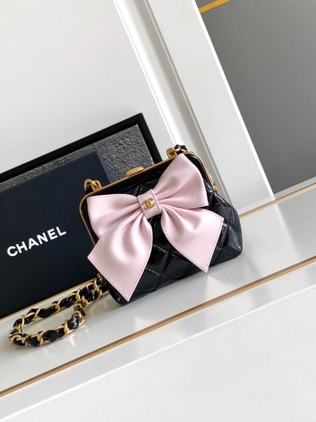 Chanel(24a)