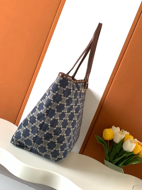 Celine(TOTE)