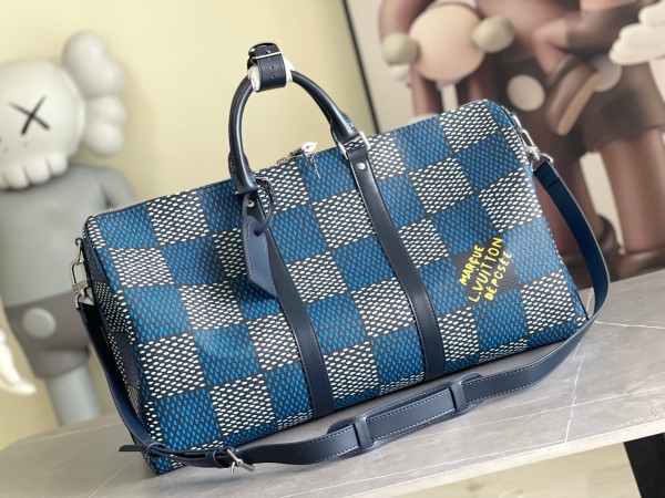 Louis Vuitton(Keepall)