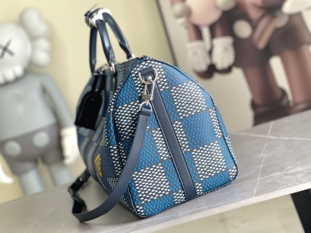Louis Vuitton(Keepall)