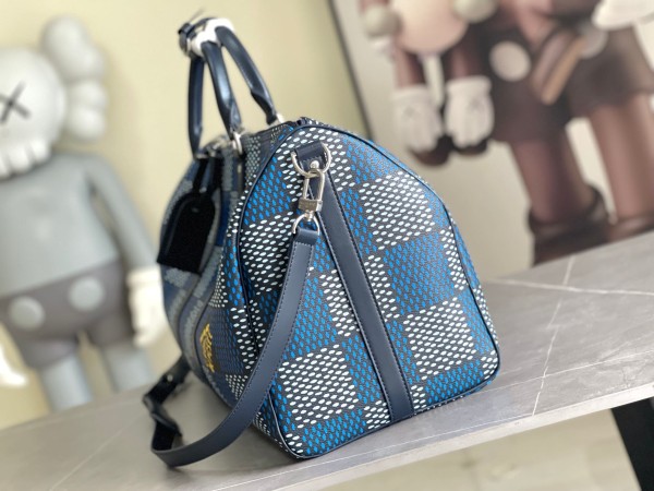Louis Vuitton(Keepall)