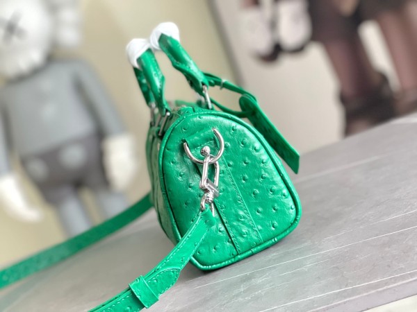 Louis Vuitton(Keepall)