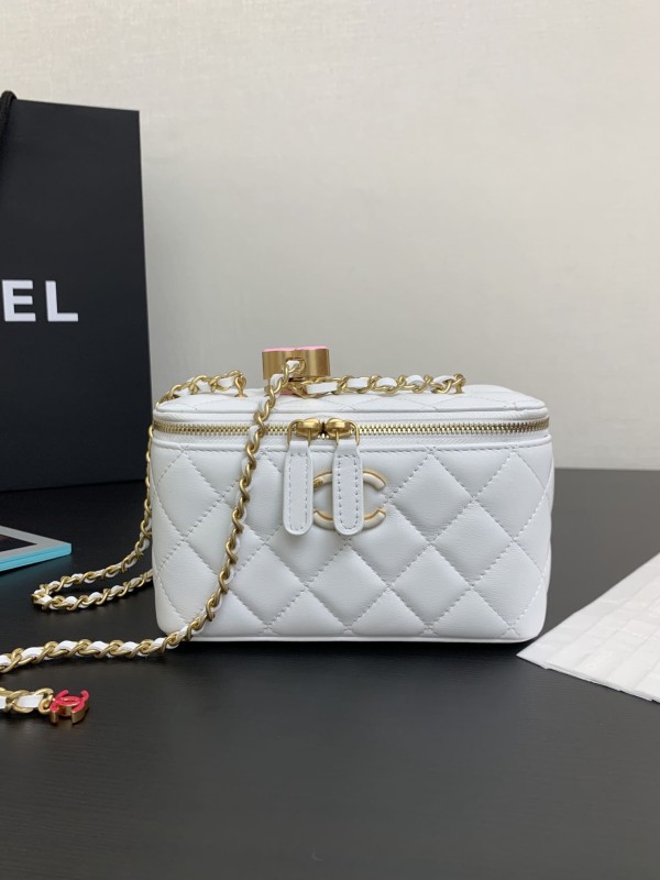 Chanel(24a)