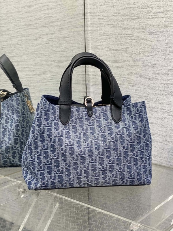 Dior(Toujours)