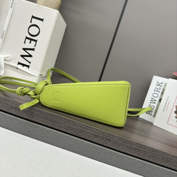 Loewe(Hammock hobo)