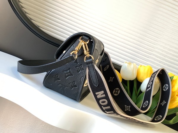 Louis Vuitton(Diane)