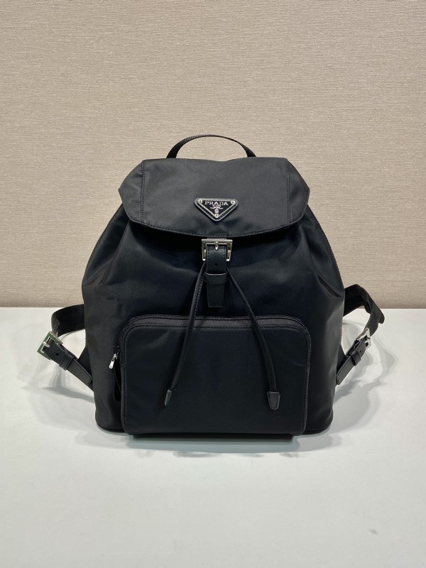 Prada(1BZ832)