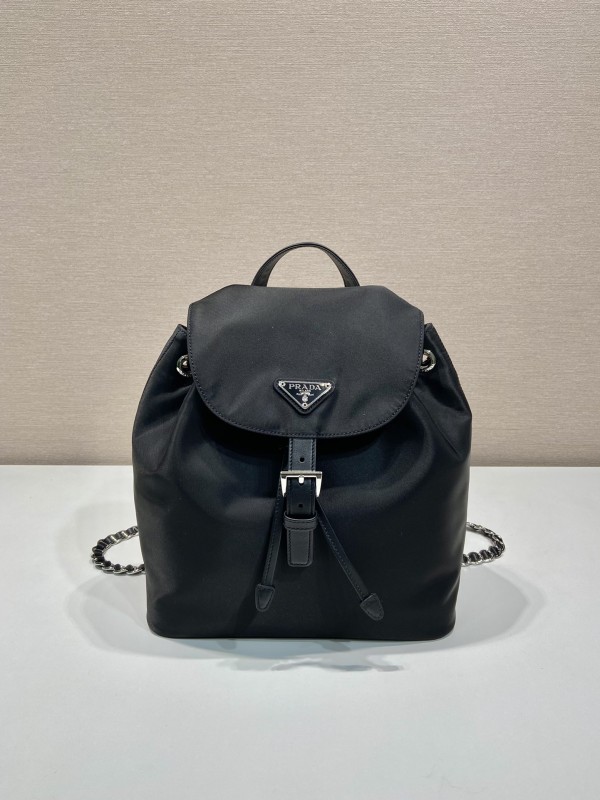Prada(1BZ831)