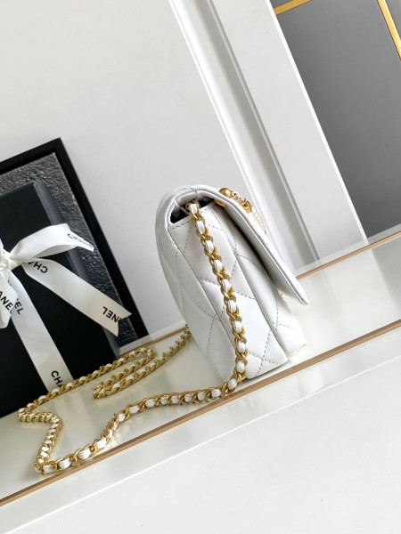 Chanel(24A)