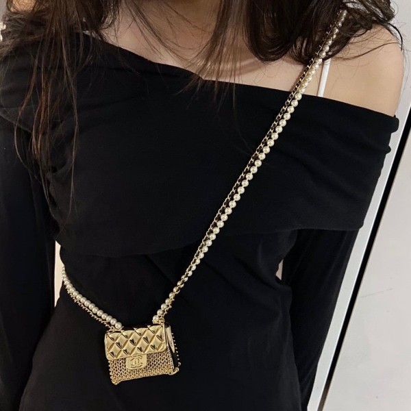 CHANEL