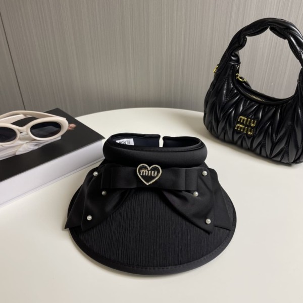 MIUMIU