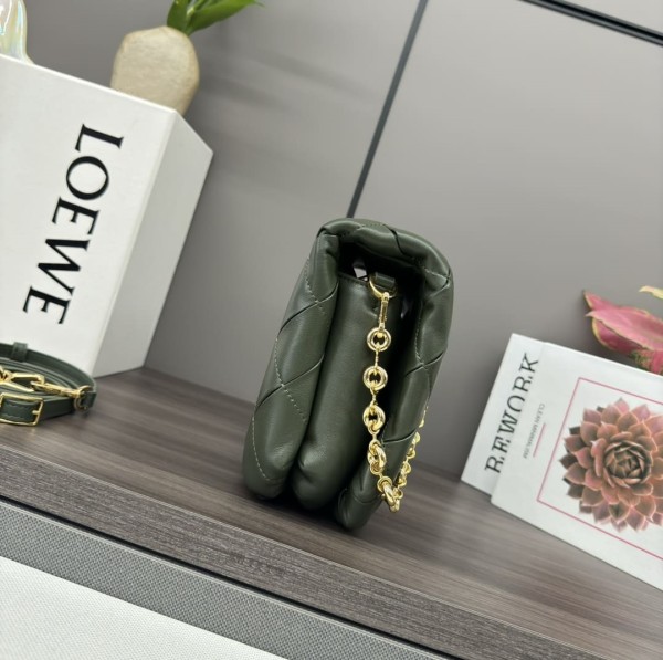 Loewe(Puffer Goya)