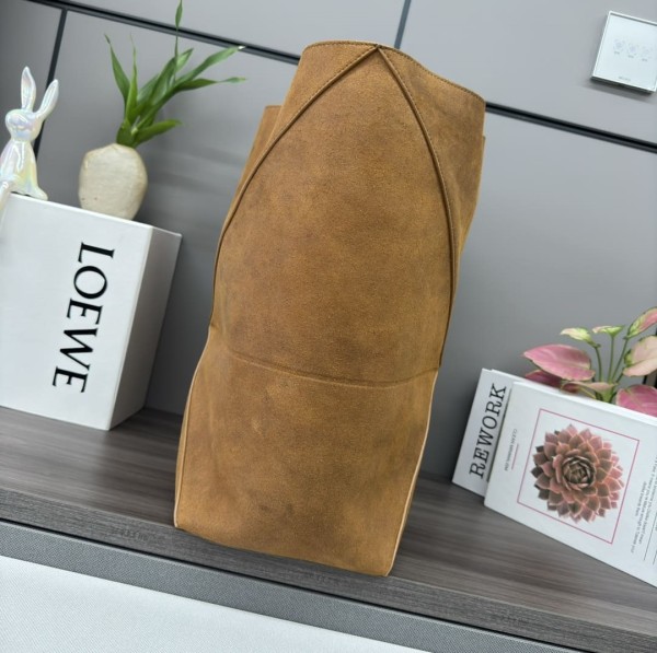 Loewe(Puzzle Fold)