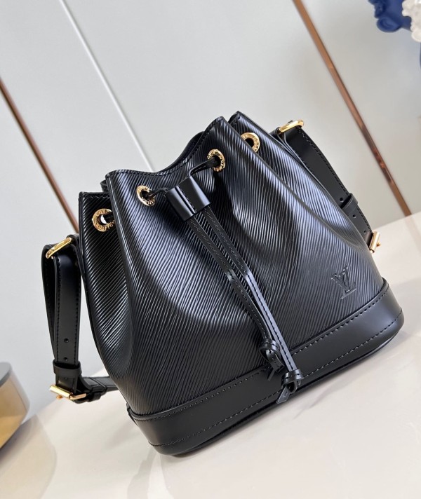 Louis Vuitton(Nautical Noé MM)