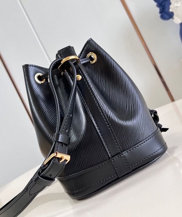 Louis Vuitton(Nautical Noé MM)
