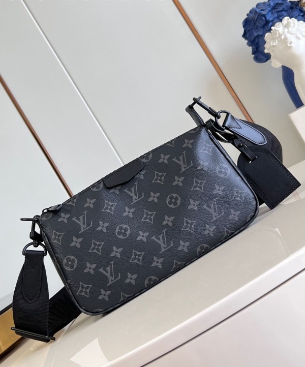 Louis Vuitton(Pochette Accessoire XL)