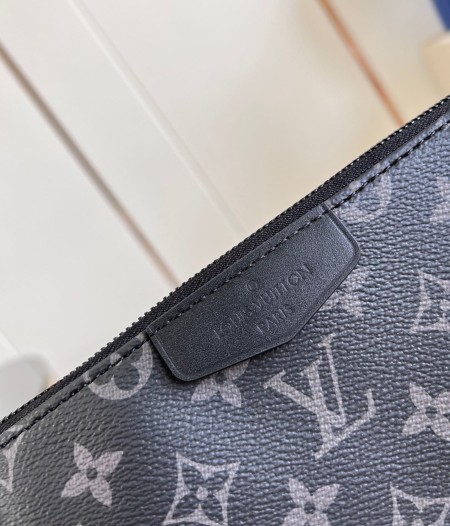 Louis Vuitton(Pochette Accessoire XL)
