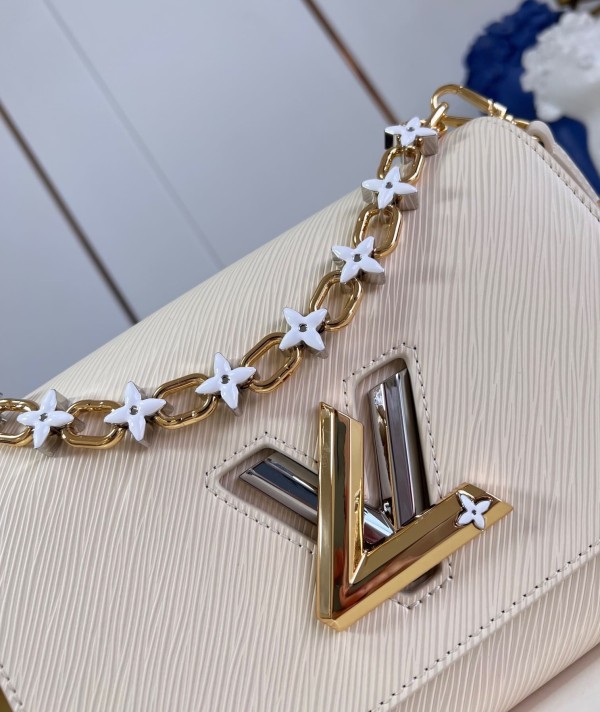 Louis Vuitton(Twist PM LV Bloom)