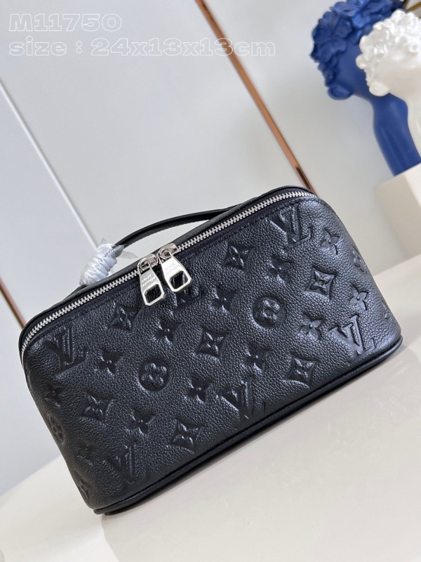 Louis Vuitton(Toiletry Bag 2 Compartments)