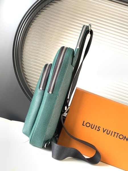 Louis Vuitton(Avenue)
