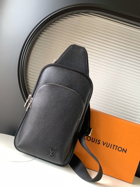 Louis Vuitton(Avenue)