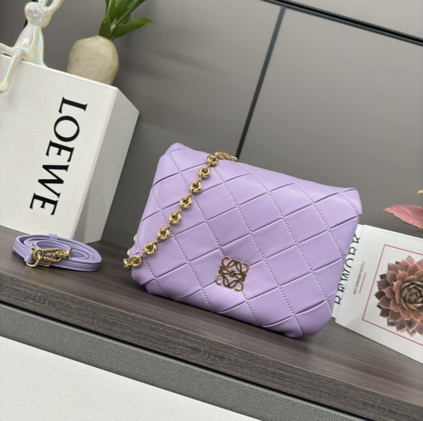 Loewe(Puffer Goya)