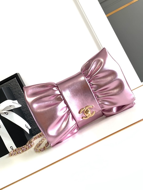 Chanel(24B)