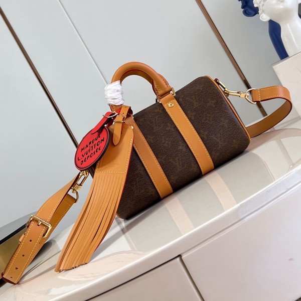 Louis Vuitton(Keepall)