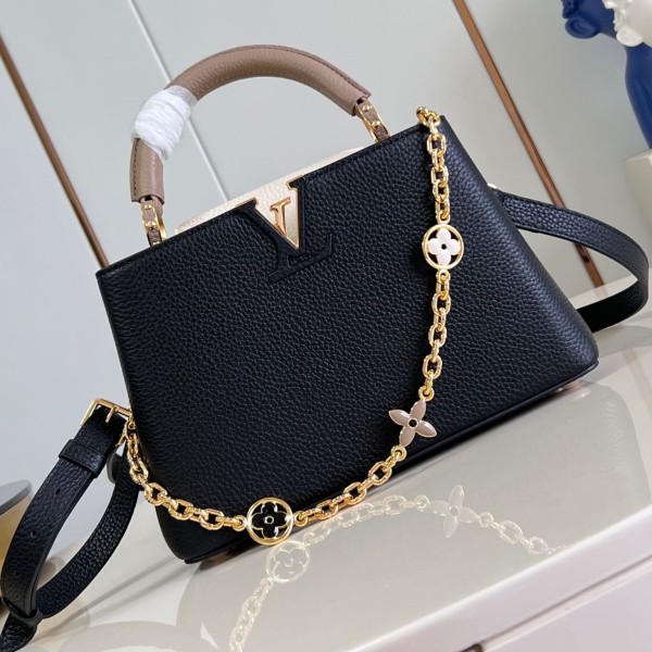 Louis Vuitton(Capucines)