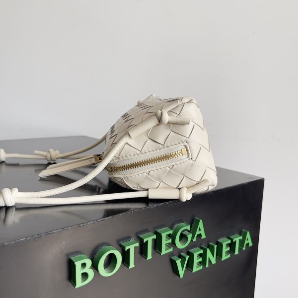 Bottega Veneta(Concert Pouch)