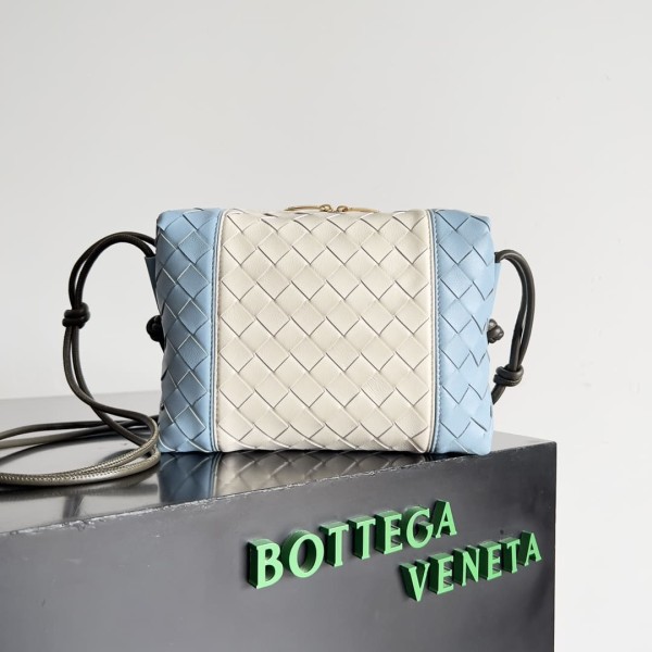 Bottega Veneta(loop)
